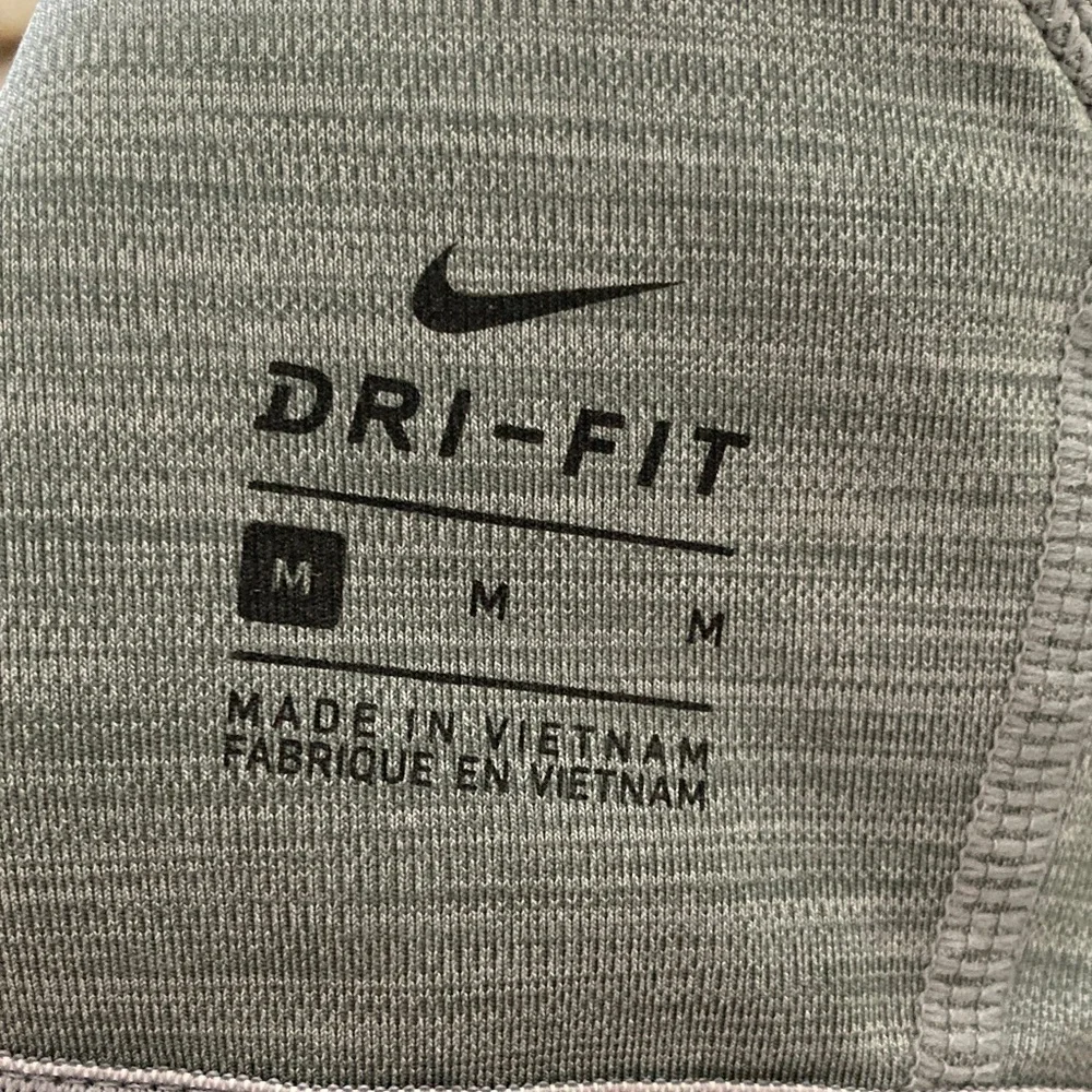 Nike Women's Heathered Gray Sports Bra Sz M